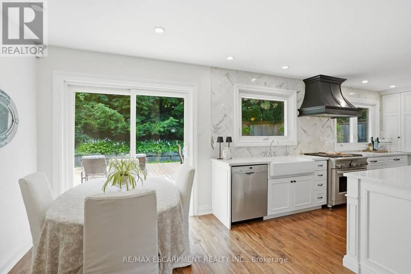 2 Jameson Drive — photo 14 of 40