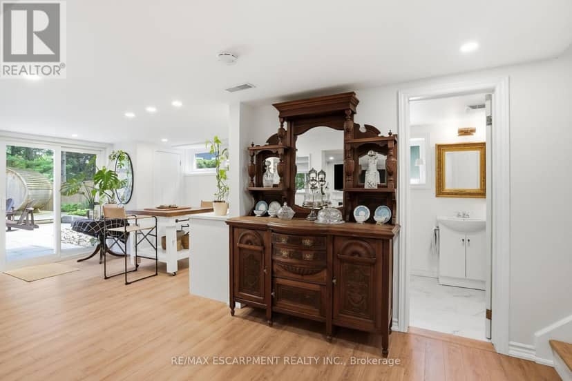 2 Jameson Drive — photo 35 of 40