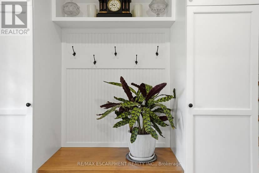 2 Jameson Drive — photo 6 of 40