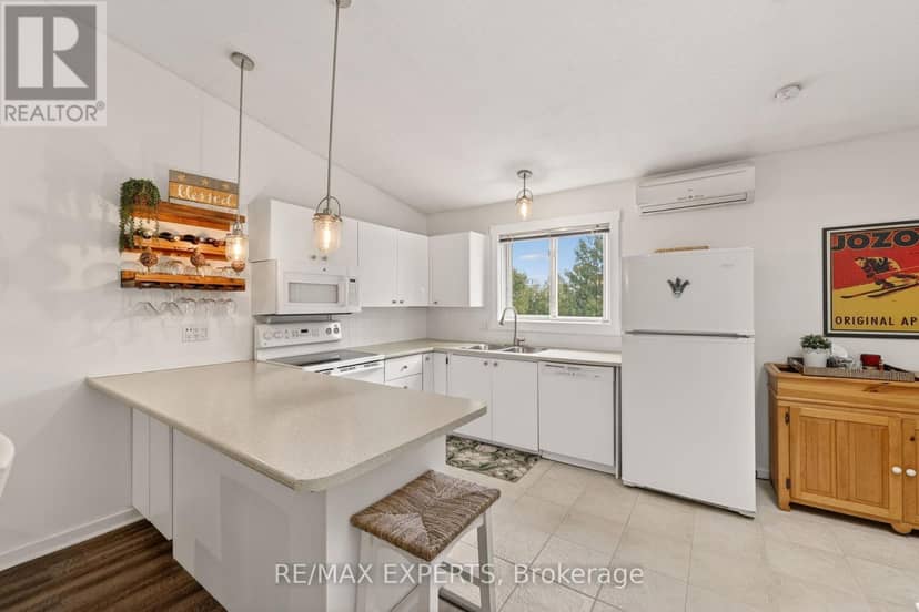 416 - 14 Dawson Drive — photo 12 of 33