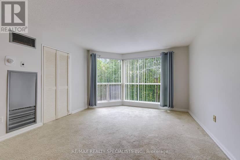 212 - 2155 Burnhamthorpe Road W — photo 15 of 40