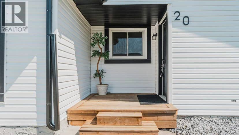 20 Castlegrove Way NE, Calgary, photo 2