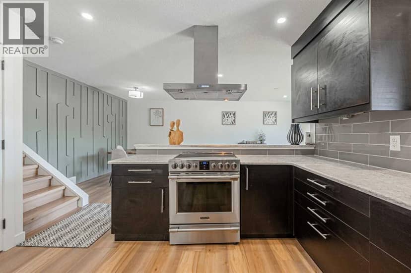 20 Castlegrove Way NE — photo 13 of 40