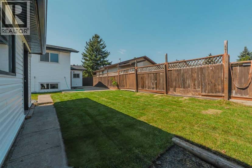 20 Castlegrove Way NE — photo 38 of 40