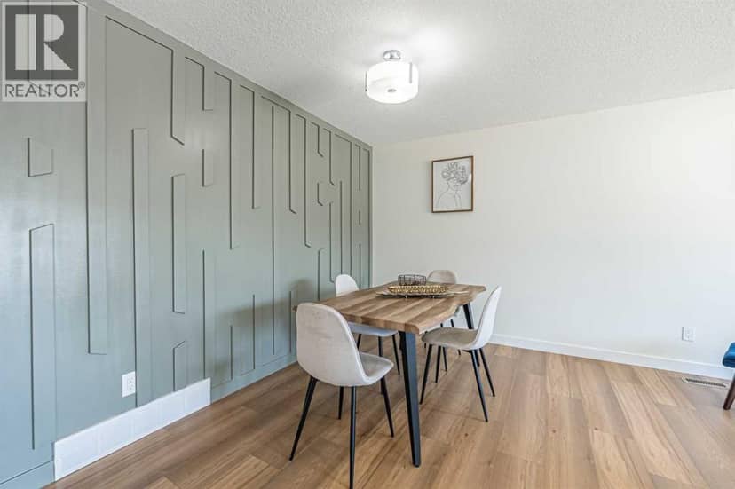 20 Castlegrove Way NE — photo 15 of 40