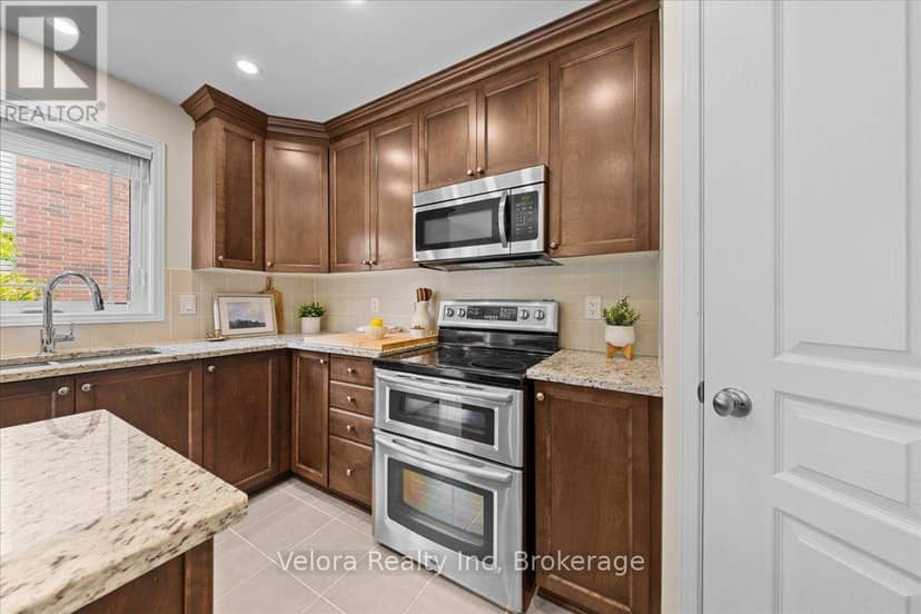494 Leboutillier Avenue — photo 15 of 36