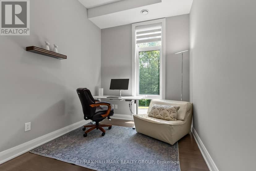 101 - 120 Cortile Private — photo 18 of 24
