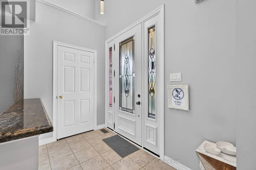 134 Toscana Drive, Whitby, photo 4