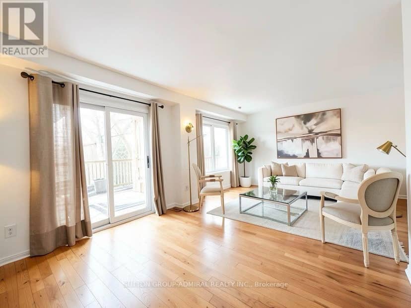 19 Backus Court, Markham, photo 2