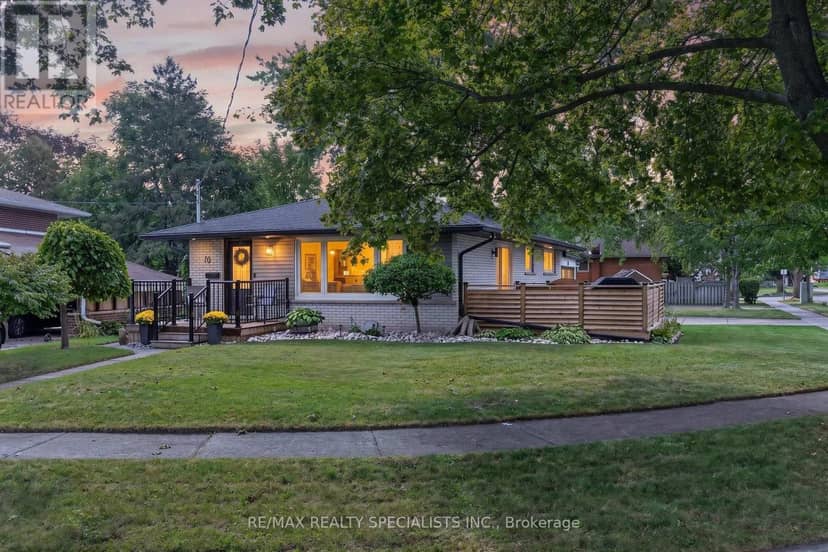 70 Duncairn Avenue — photo 1 of 40