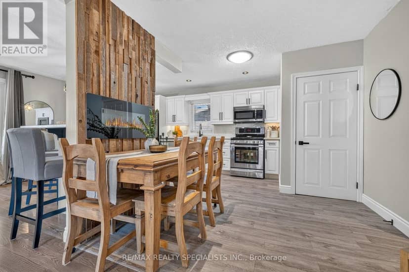 70 Duncairn Avenue — photo 16 of 40
