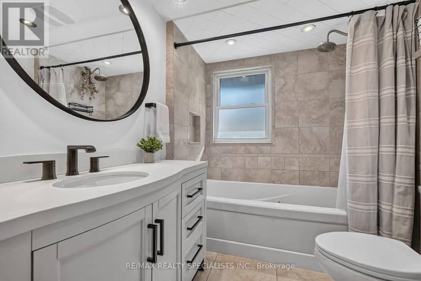 70 Duncairn Avenue — photo 30 of 40