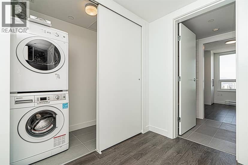 1512 908 QUAYSIDE DRIVE, New Westminster, photo 2