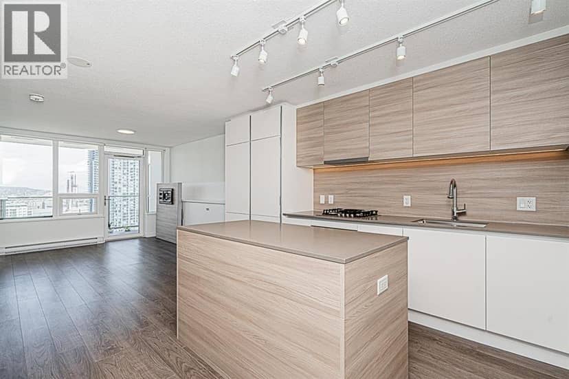 1512 908 QUAYSIDE DRIVE, New Westminster