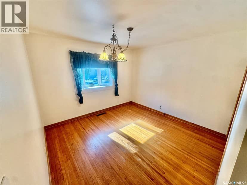 3726 Normandy AVENUE — photo 11 of 31