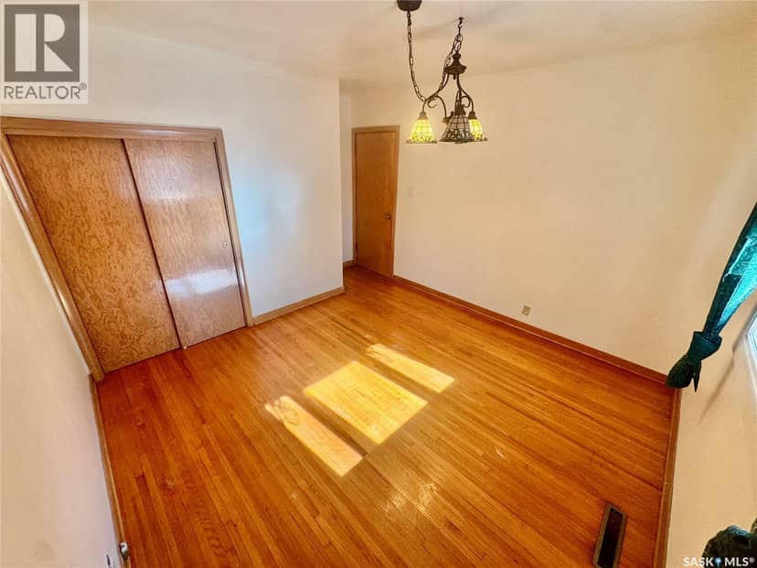 3726 Normandy AVENUE — photo 12 of 31