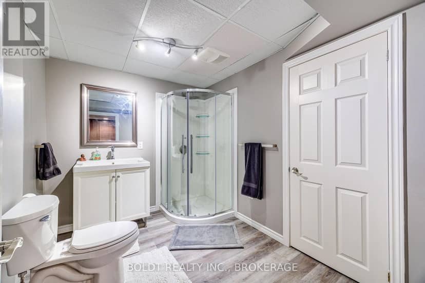 16 Westbury Drive — photo 19 of 33