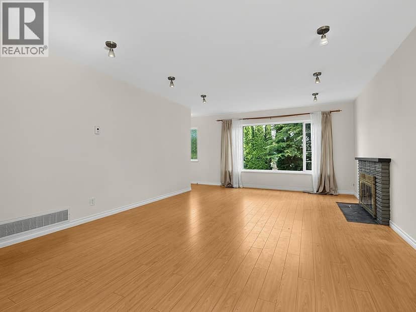 2216 E 41ST AVENUE, Vancouver, photo 6