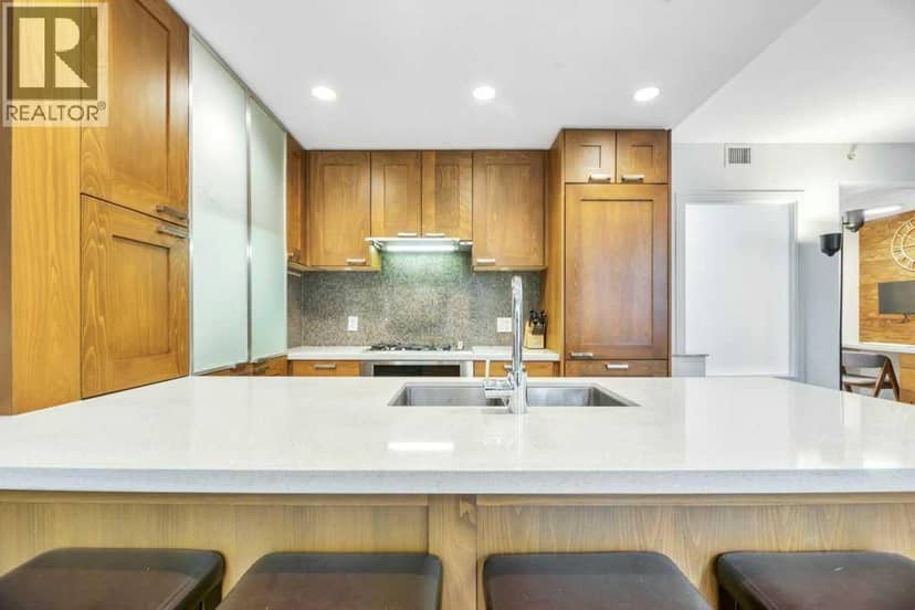 220, 222 Riverfront Avenue SW, Calgary, photo 7