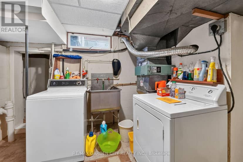 529 Carlton Street — photo 25 of 40