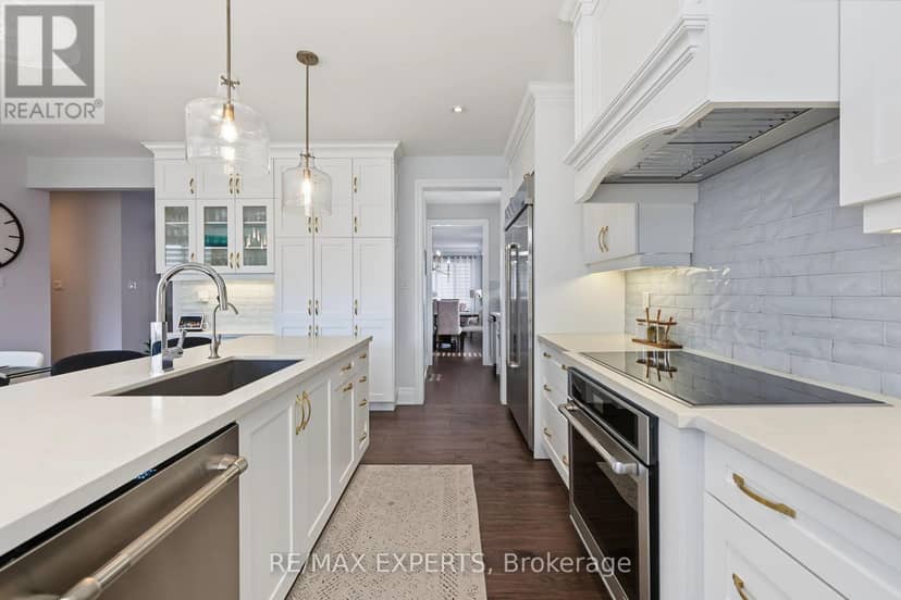 24 Pierce Place — photo 19 of 40