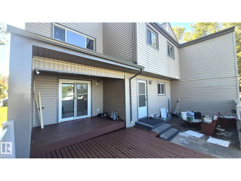1754 Lakewood RD S NW, Edmonton, photo 5