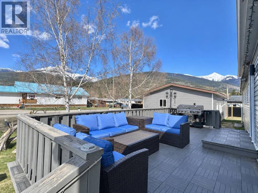 41 CEDAR STREET, Valemount, photo 8