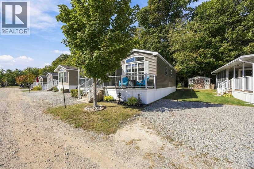 9338 W IPPERWASH ROAD Unit# R 17, Lambton Shores, photo 3
