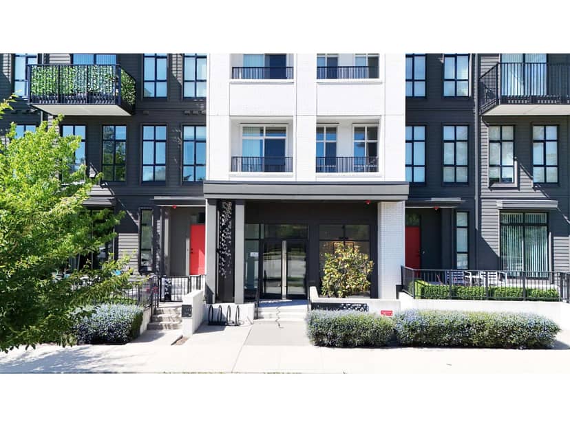 304 13963 105 BOULEVARD, Surrey