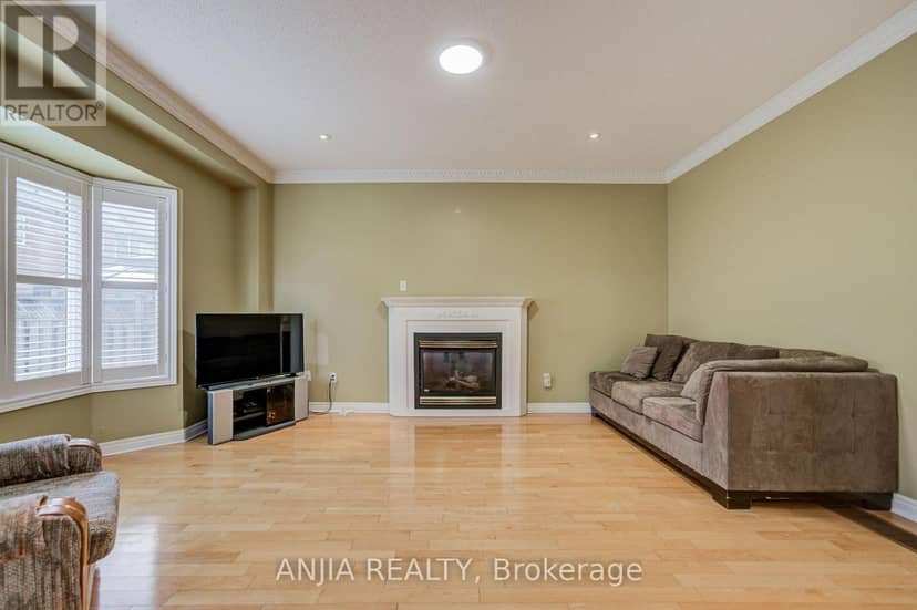 23 Ayhart Street E — photo 26 of 40