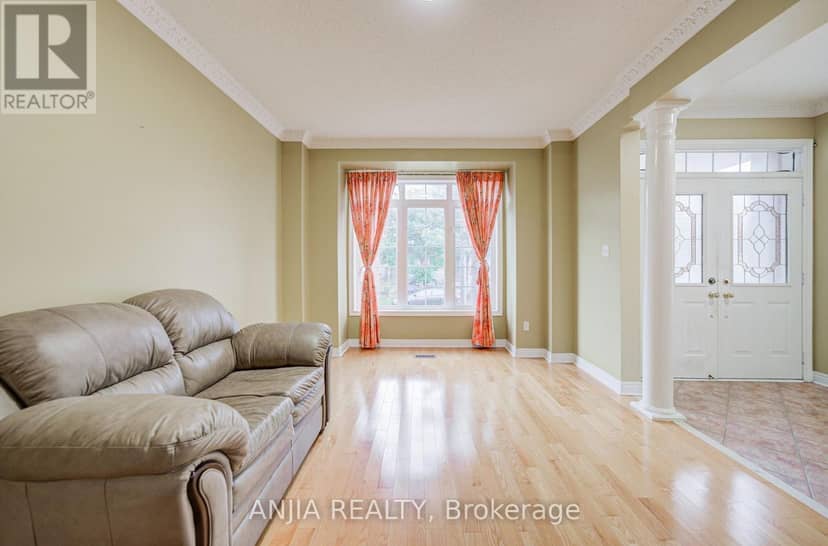 23 Ayhart Street E, Markham, photo 8
