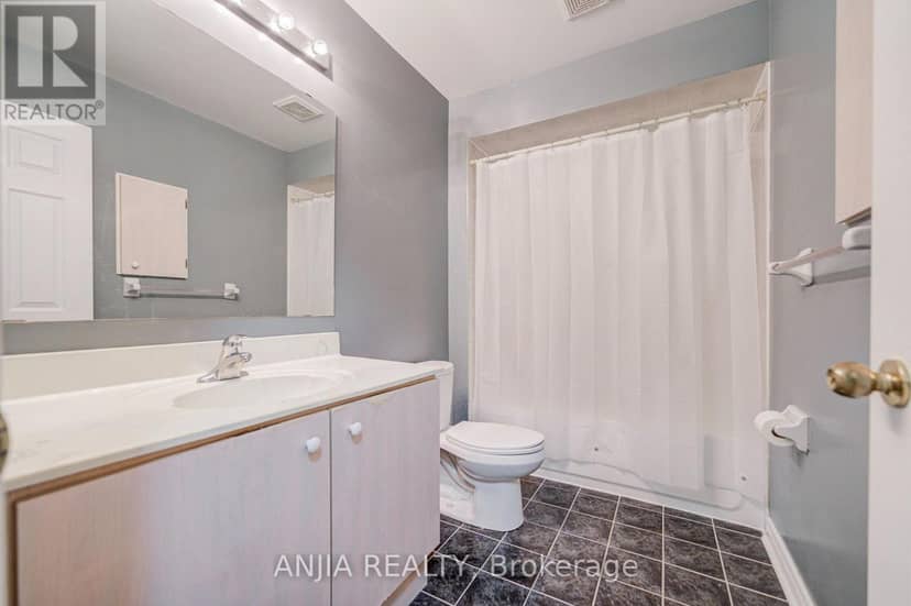 23 Ayhart Street E — photo 39 of 40