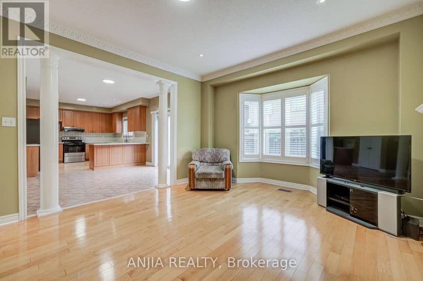 23 Ayhart Street E — photo 28 of 40