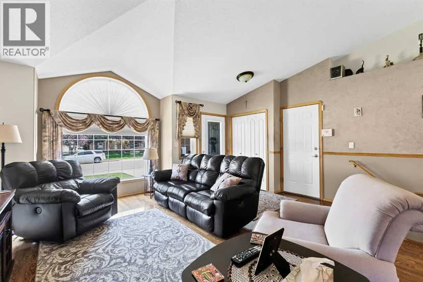 230 Park Meadows Drive SE, Medicine Hat, photo 7