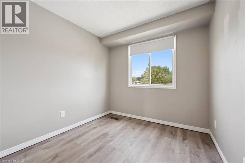 750 ERINBROOK Drive Unit# 2 — photo 18 of 37