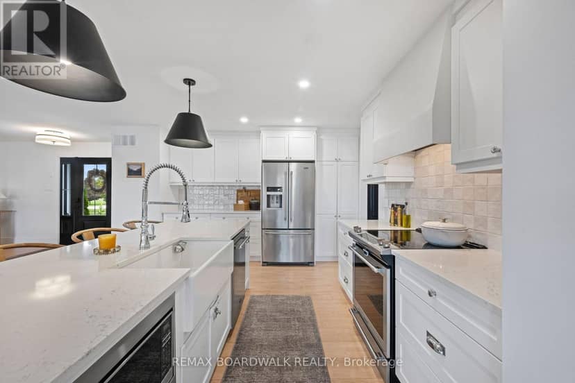 540 Crain Drive — photo 17 of 40