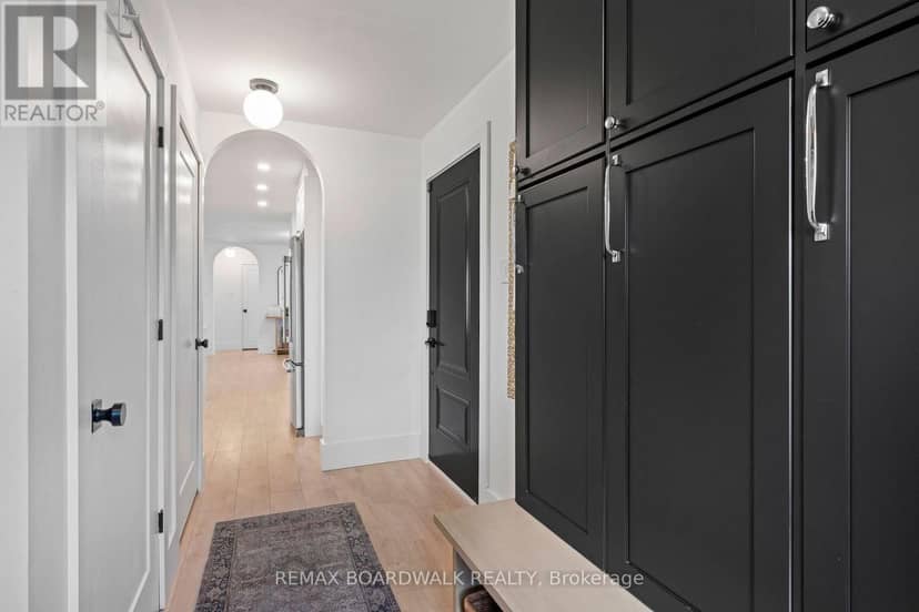 540 Crain Drive — photo 21 of 40