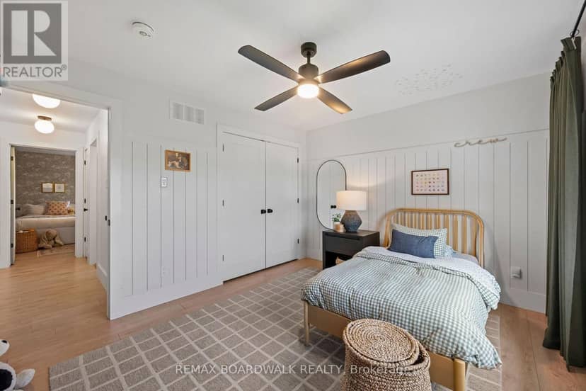 540 Crain Drive — photo 35 of 40
