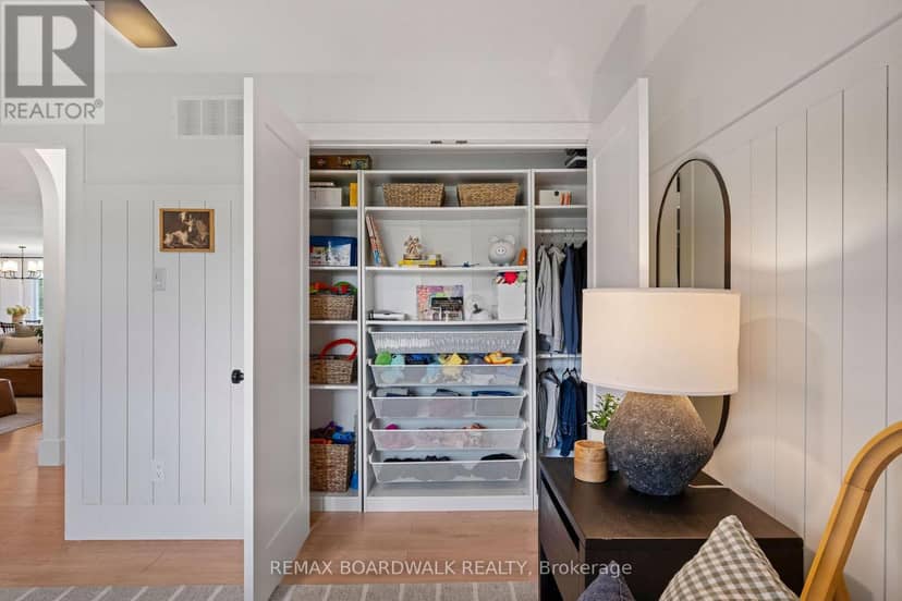 540 Crain Drive — photo 36 of 40