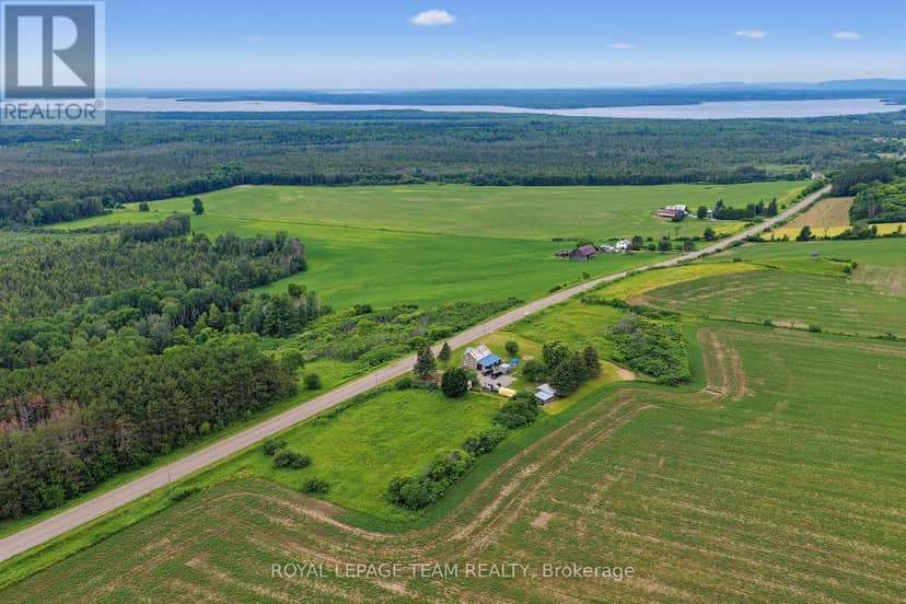 000 Lookout Road, Whitewater Region, photo 2