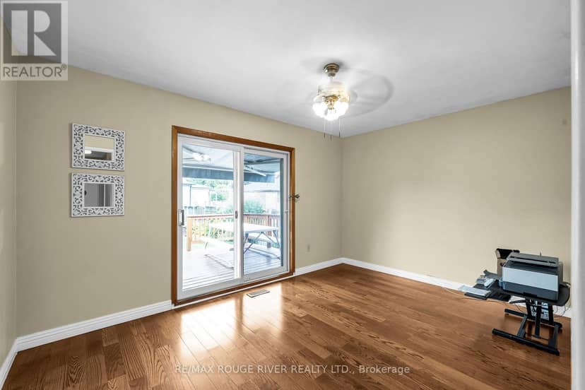 920 Sunrise Avenue — photo 24 of 40