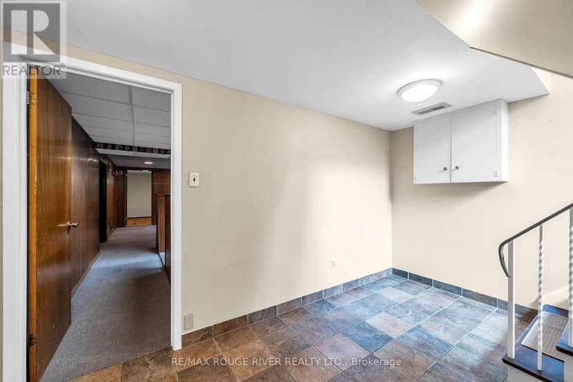 920 Sunrise Avenue — photo 27 of 40