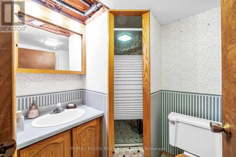 920 Sunrise Avenue — photo 34 of 40
