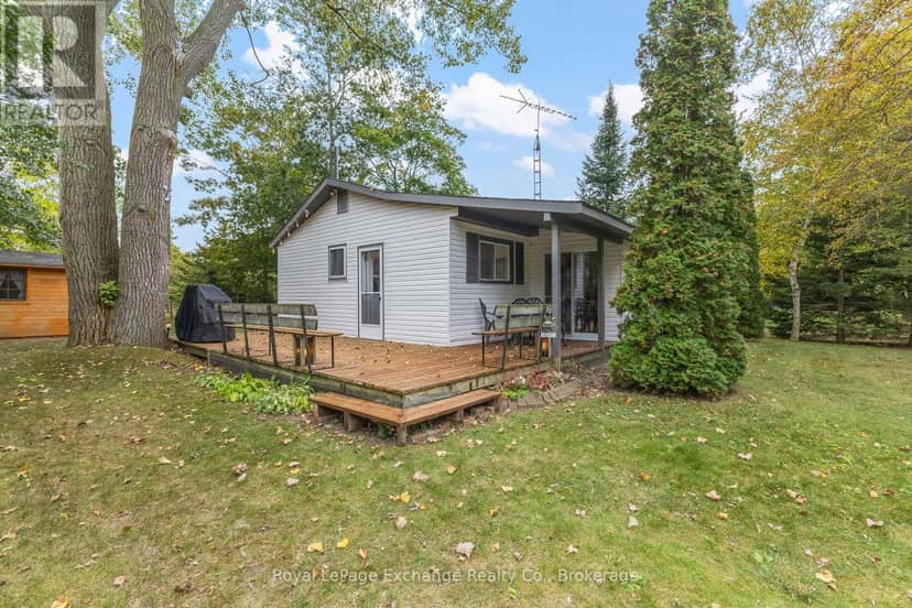97 Smith Lane, Huron-Kinloss
