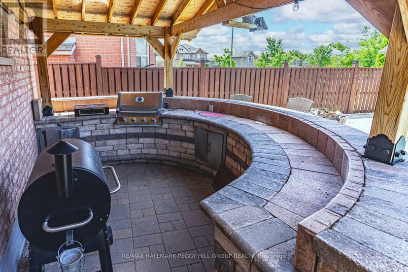 66 Raquel Street — photo 18 of 23