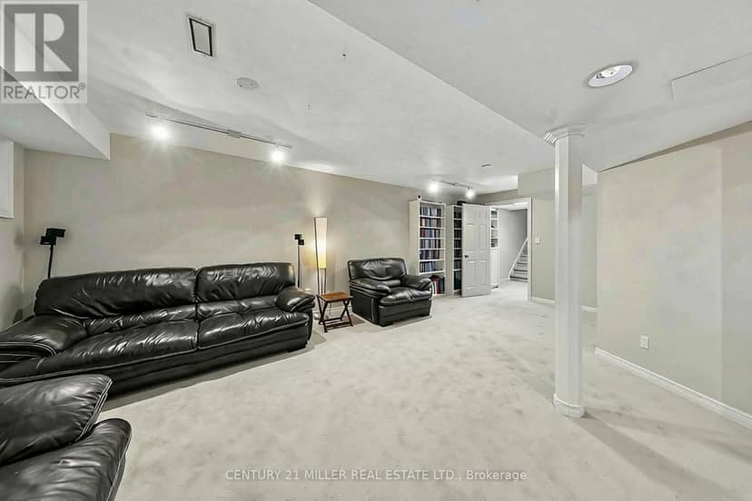 37 - 300 Ravineview Way — photo 39 of 40