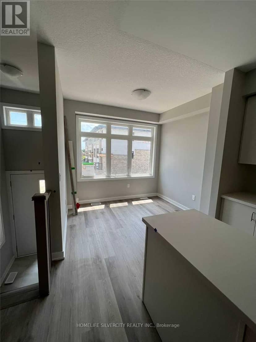 6 - 527 Shaver Road — photo 5 of 10