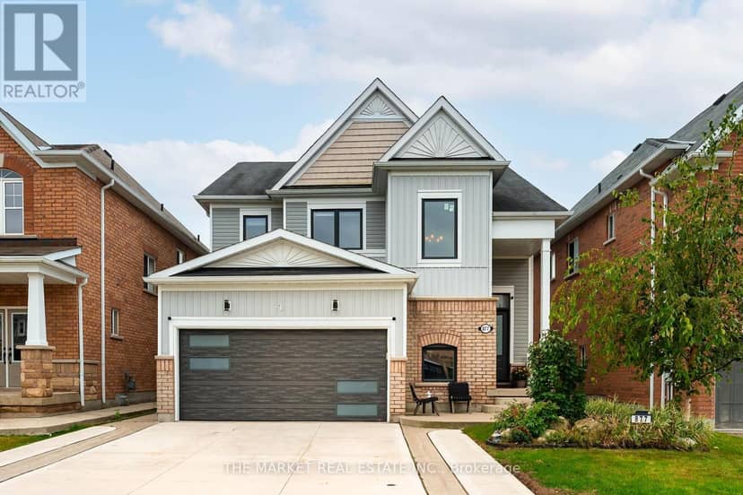 877 O'Reilly Crescent — photo 1 of 40