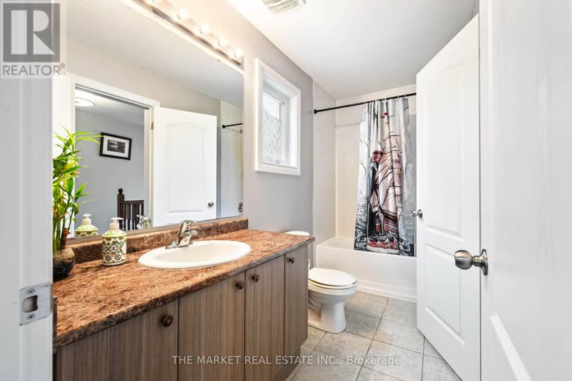 877 O'Reilly Crescent — photo 27 of 40