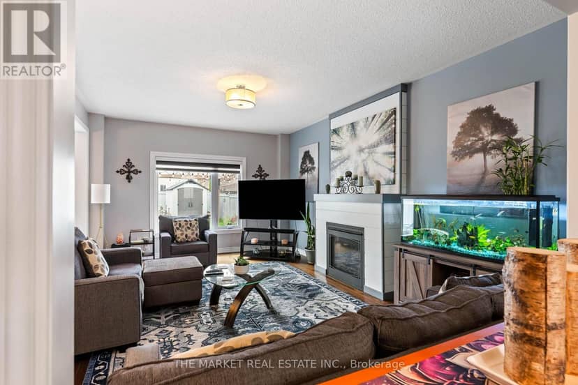 877 O'Reilly Crescent — photo 9 of 40
